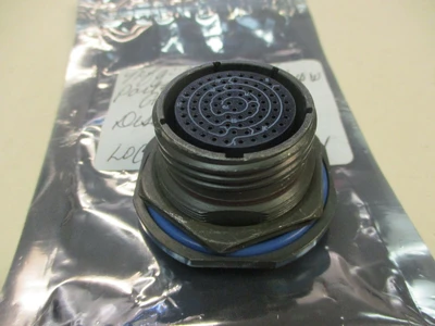 NEW Amphenol JD38999/24WG35SN