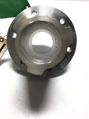 Sulzer X333409/70869-B Stuffing Box By Pass Type Flanged Thru Hub