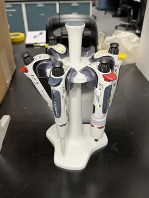Used _UNKNOWN_ _UNKNOWN_ Pipettes Rhode Island US | Federal Equipment Company #1347600