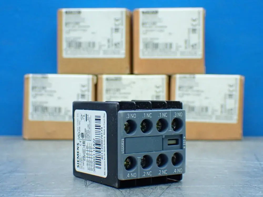 NEW SIEMENS 3RH29111FA22