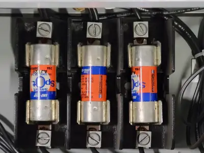 USED CUTLER-HAMMER SV9010AS-6M0A00