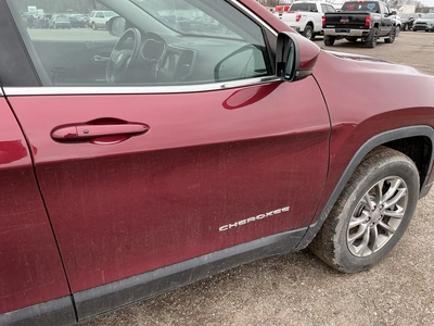 USED 2019 JEEP CHEROKEE