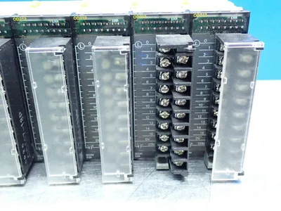 USED OMRON CJ1WOD212