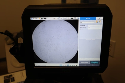 Used KEYENCE INSPECTION & MEASUREMENT KEYENCE IM-7030T 2D Vision Measuring Systems Minnesota US | Machinesused.com #1372426