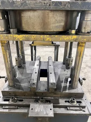 7 TON AIRAM PNEUMATIC AIR CUT OFF PRESS: STOCK #21100