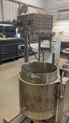 Caramel Cooker - LP _ with Agitator