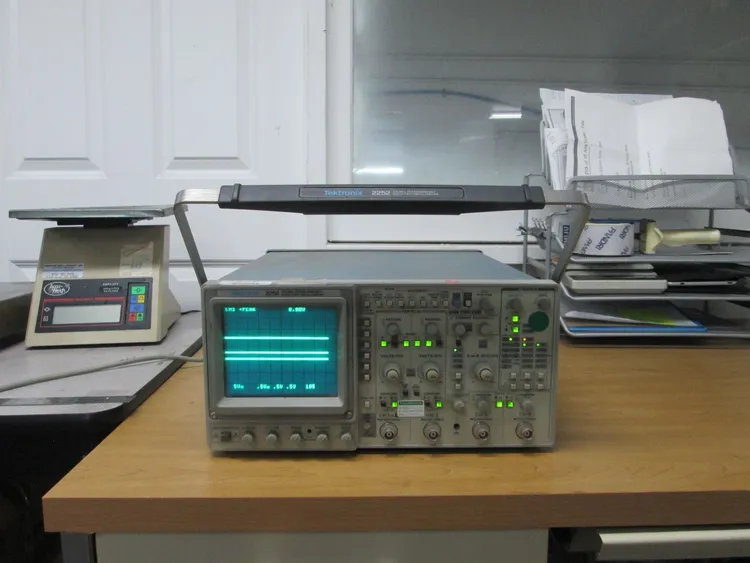 TEKTRONIX 2252 Inspection & Test Equipment | Global Machine Brokers, LLC