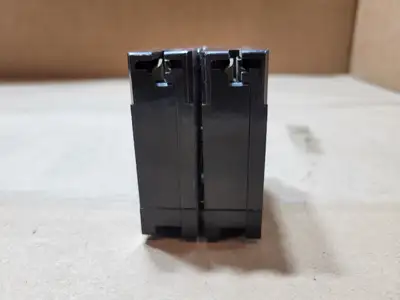 Used CUTLER-HAMMER BR215 Circuit Breakers British Columbia CA | Lenmark #1488995