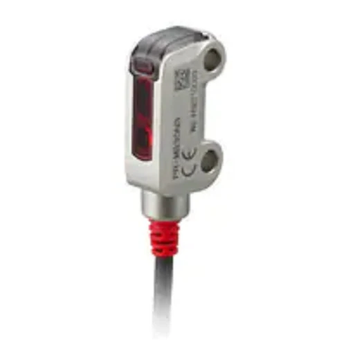 Keyence R-MB30C3PL Mini-Slim Reflective M8 Connector Type, 30mm [Refurbished]