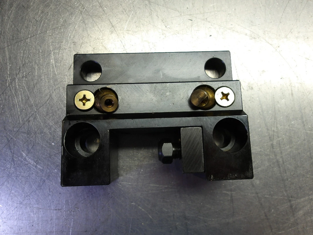 Okuma 1.5" Sq. OD CNC Turning Turret Tool Holder Block LB3000-8435 DBL (LOC2162)