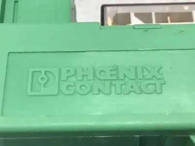 USED PHOENIX CONTACT PSR-SCF-24UC/URM/4X1/2X2