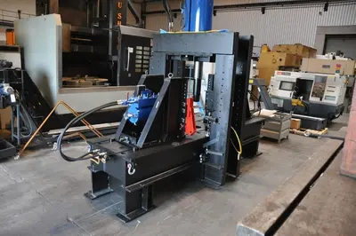 USED BOSCH REXROTH 300 / 150 / 150 TON