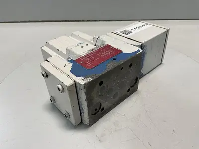 USED MOOG D661-5009