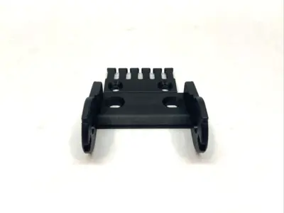 USED IGUS E-CHAIN MALE MOUNTING BRACKET W/ TIEWRAP PLATE LOT OF 2
