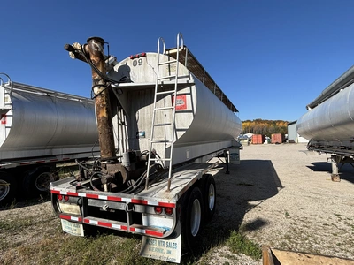 Used 2008 WARREN BULK FEED TRAILER Tanker Trailers Michigan US | Miedema Asset Management Group #1709512