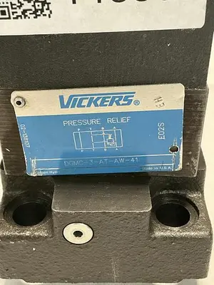USED VICKERS DG4V-3S-8BL-VM-U-HL7-61-EN490