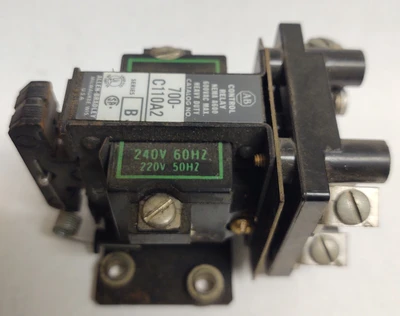 🔥 ALLEN BRADLEY 700-C110A2 SER. B 220/240V (1 NO 1 NC) Contacts Nice Shape