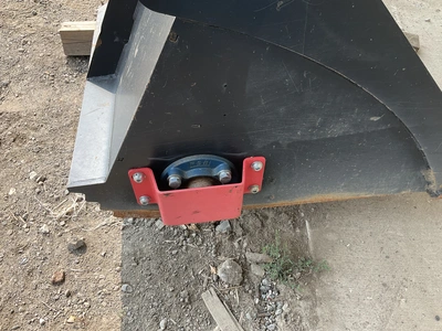 Used RAYTREE RMRB72 POWER RAKE BUCKET SKID STEER ATTACHMENT Skid Steer Buckets Michigan US | Miedema Asset Management Group #1477077