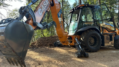 USED 2025 Case 580EV