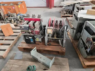 Used _UNKNOWN_ _UNKNOWN_ Circuit Breakers Indiana US | Myron Bowling Auctioneers Inc #1503991