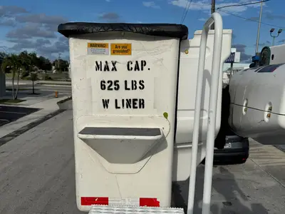 Used 2018 FREIGHTLINER M2 106 Tractors & Trailers Florida US | Truck and Van Outlet #1506268