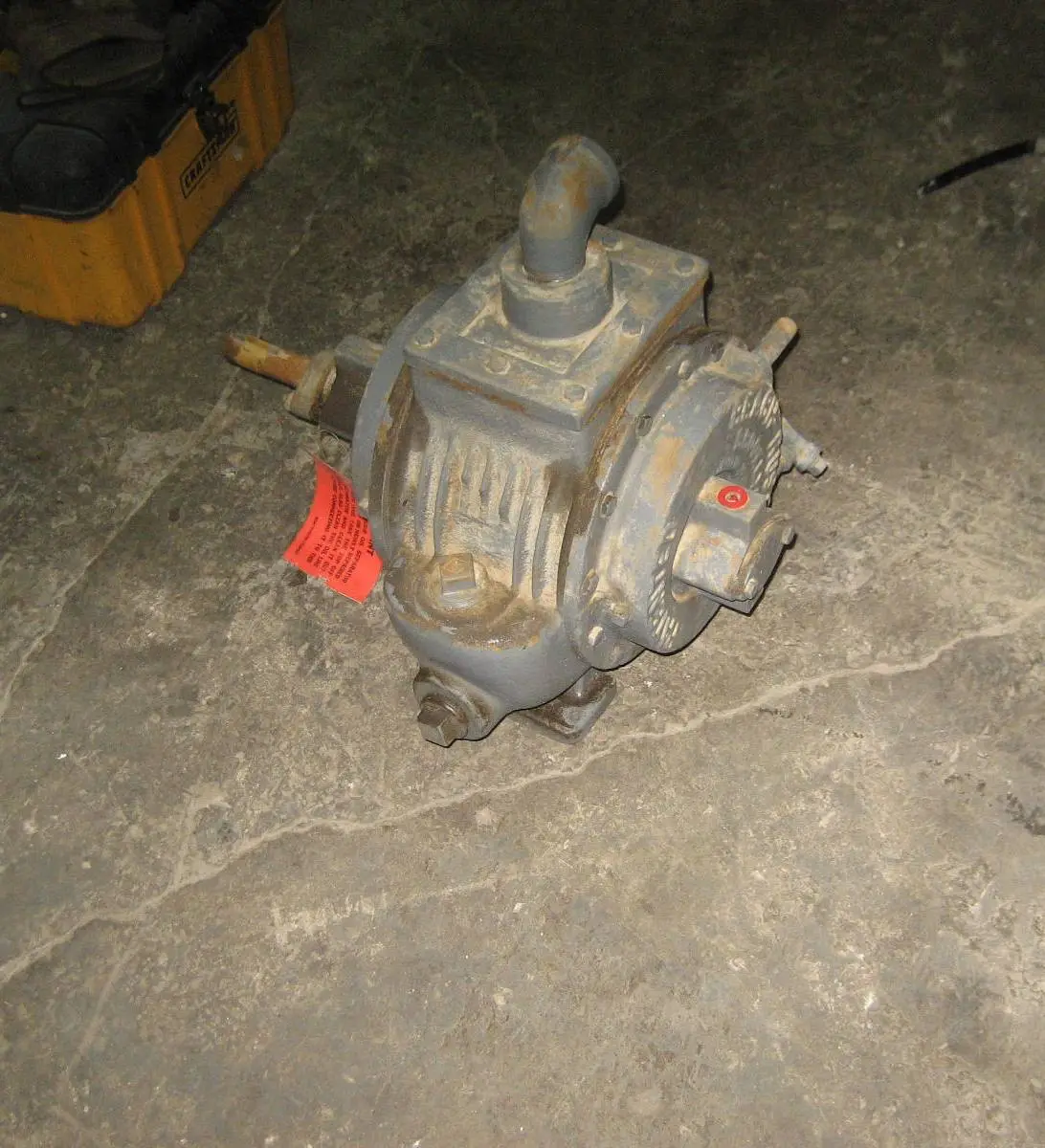 Beach Russ Rotary Vacuum Pump, 4-D