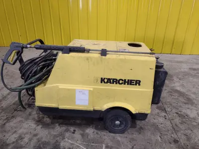 USED KARCHER HDS650