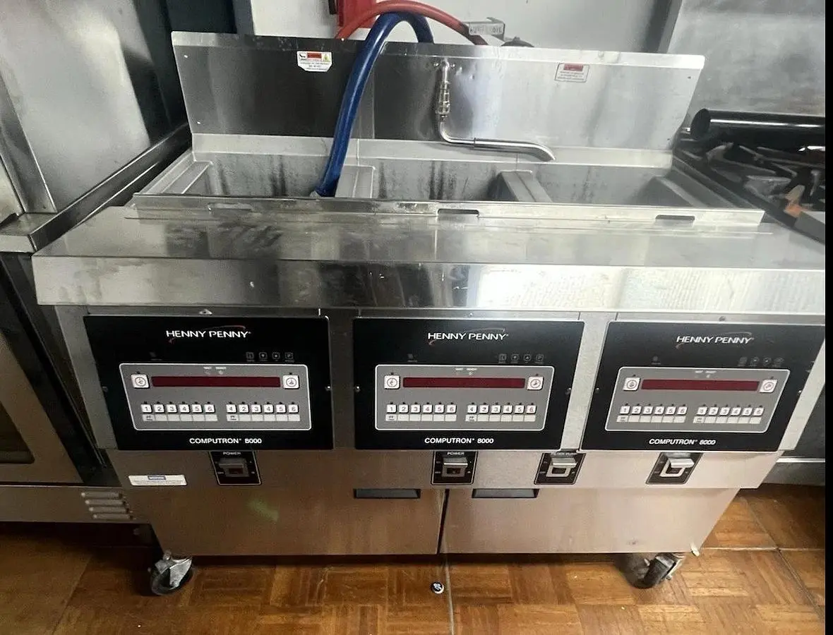 USED HENNY PENNY OFG-323