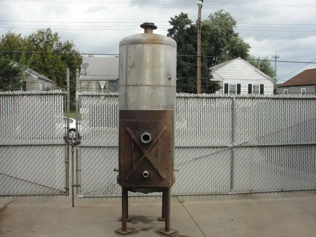 SPC7424  Tank 225 gallon vertical tank, Stainless Steel, dish