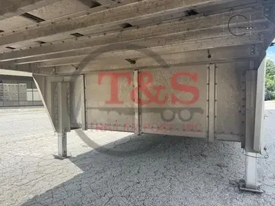 Used 2019 WILSON _UNKNOWN_ Livestock Trailers Illinois US | T&S Trailer Pool #1509473