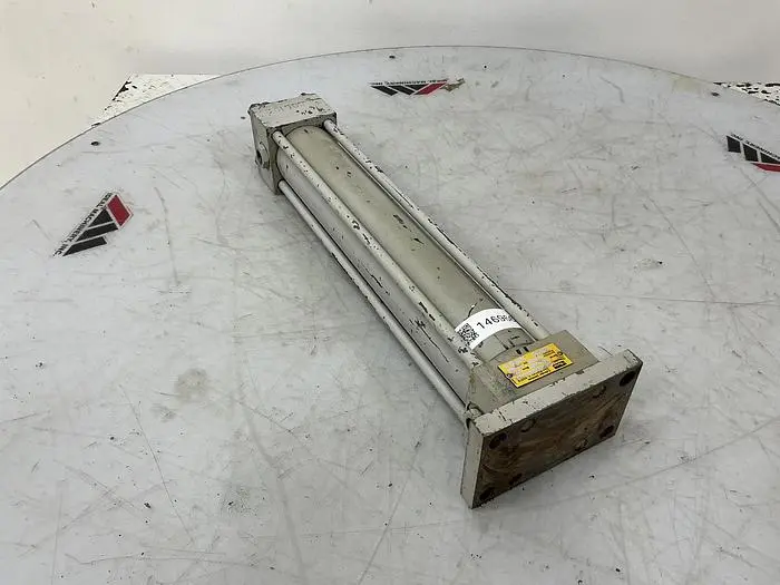 Used PARKER H2HLTI82 Cylinders Michigan US | Ideal Machinery #692722