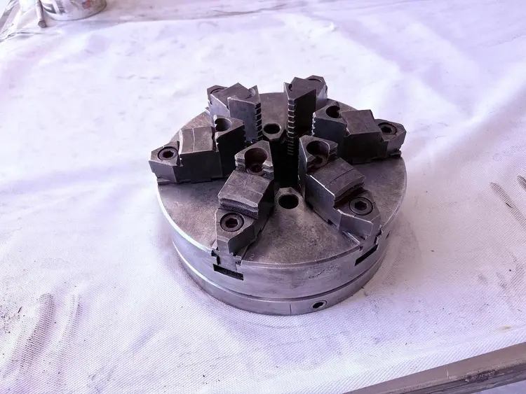 Used BUCK CHUCK 2104R Chucks California US | Van Aliso Enterprises Inc #716105