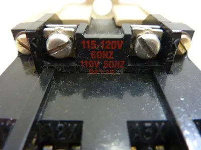 USED ALLEN BRADLEY 700-P400A1 SER B