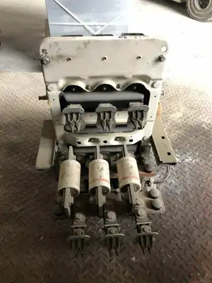 GE 224A3598-368 600A 3 Pole Low Power Circuit Air Breaker 600V 60Hz AK-2-25-1