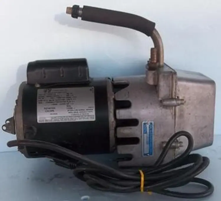 Used _UNKNOWN_ 2012A Vacuum Pumps Texas US | Bamko Surplus Process Equipment #934178