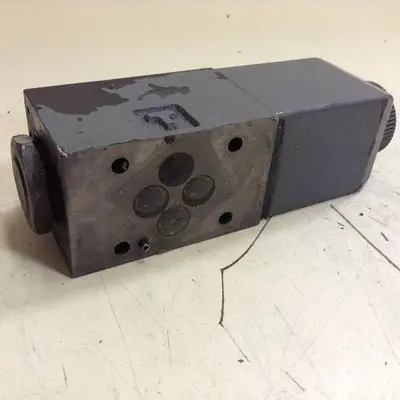 USED VICKERS DG4V322AMUHL760