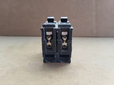 Used SIEMENS B215 Switchgears British Columbia CA | Lenmark #1438635