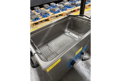 Used _UNKNOWN_ _UNKNOWN_ Ultrasonic Cleaning Systems Utah US | KD Auctions #1553883