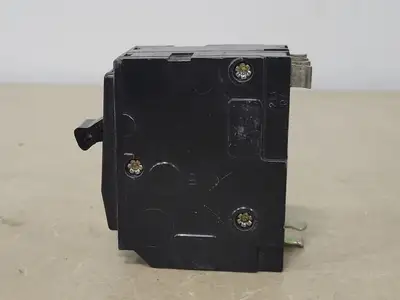 USED SQUARE D QO230