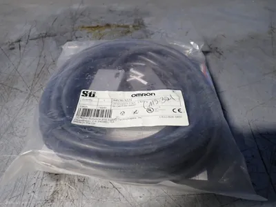 NEW OMRON CMS321SC5
