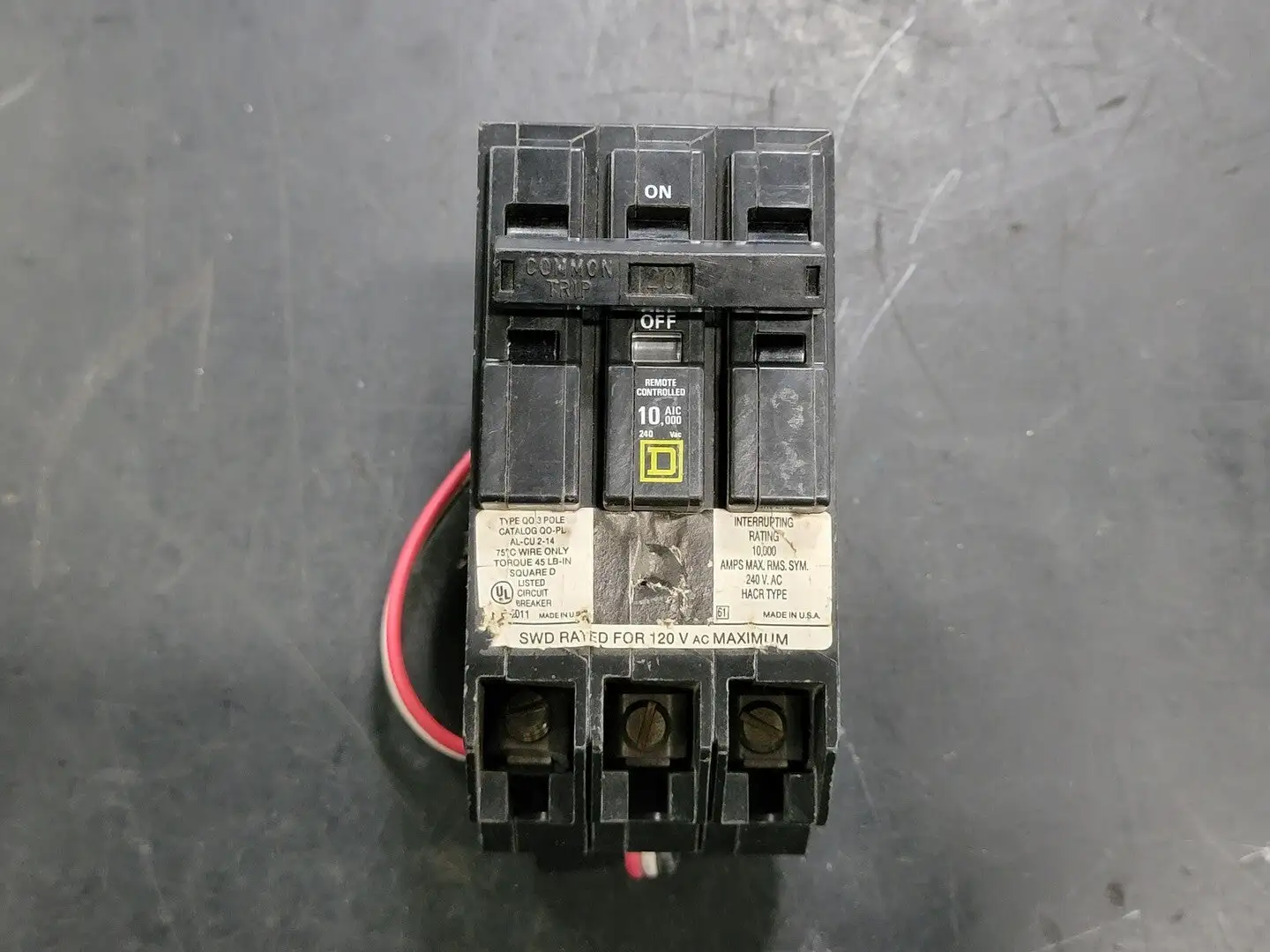 USED SQUARE D QO320