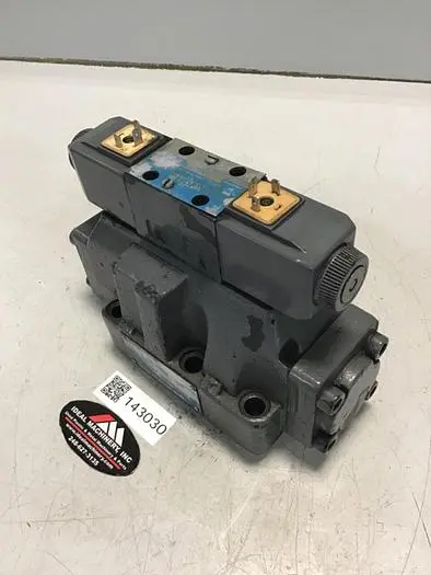 Used VICKERS DG4V-3-6C-M-U-HL7-60-B13 Valves/Fittings Michigan US | Ideal Machinery #600453