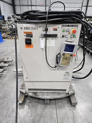 USED 2004 YASKAWA EA1400