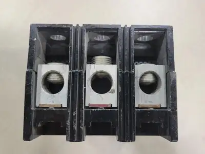 USED SQUARE D KAP36200