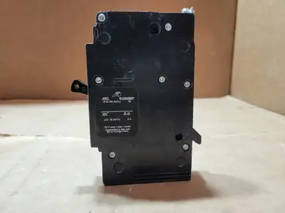 Used SQUARE D EDB16015 Switchgears British Columbia CA | Lenmark #1438495