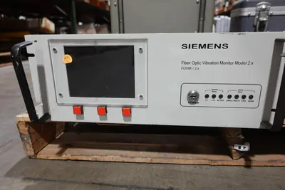 PALLET OF ASSORTED LAB EQUIPMENT