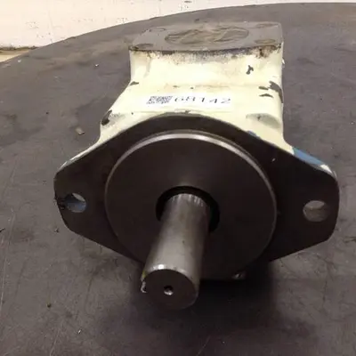 USED VICKERS 3520V35E5