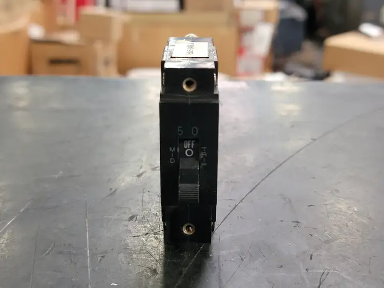 Used HEINEMANN AMIS-B98AAA02ALDDU-W Switchgears British Columbia CA | Lenmark #244743