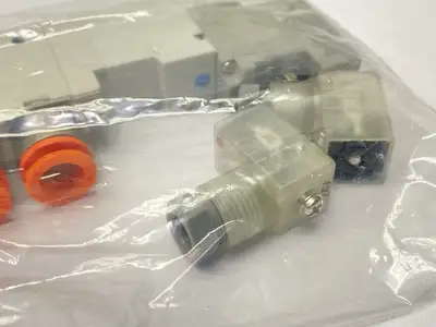 SY7420-5DZ-N11T | SMC  Pneumatic 5-Port Solenoid Valve 24VDC - New
