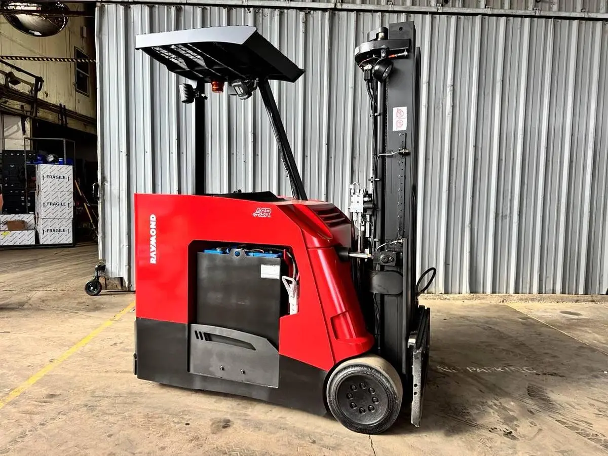USED 2019 RAYMOND 425-C50TT